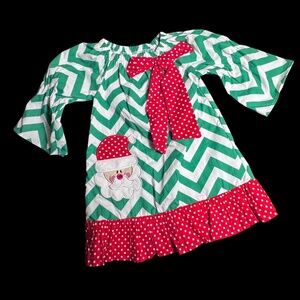 NWT Holiday Boutique Santa Appliqué Chevron Green and White Dress Size Medium